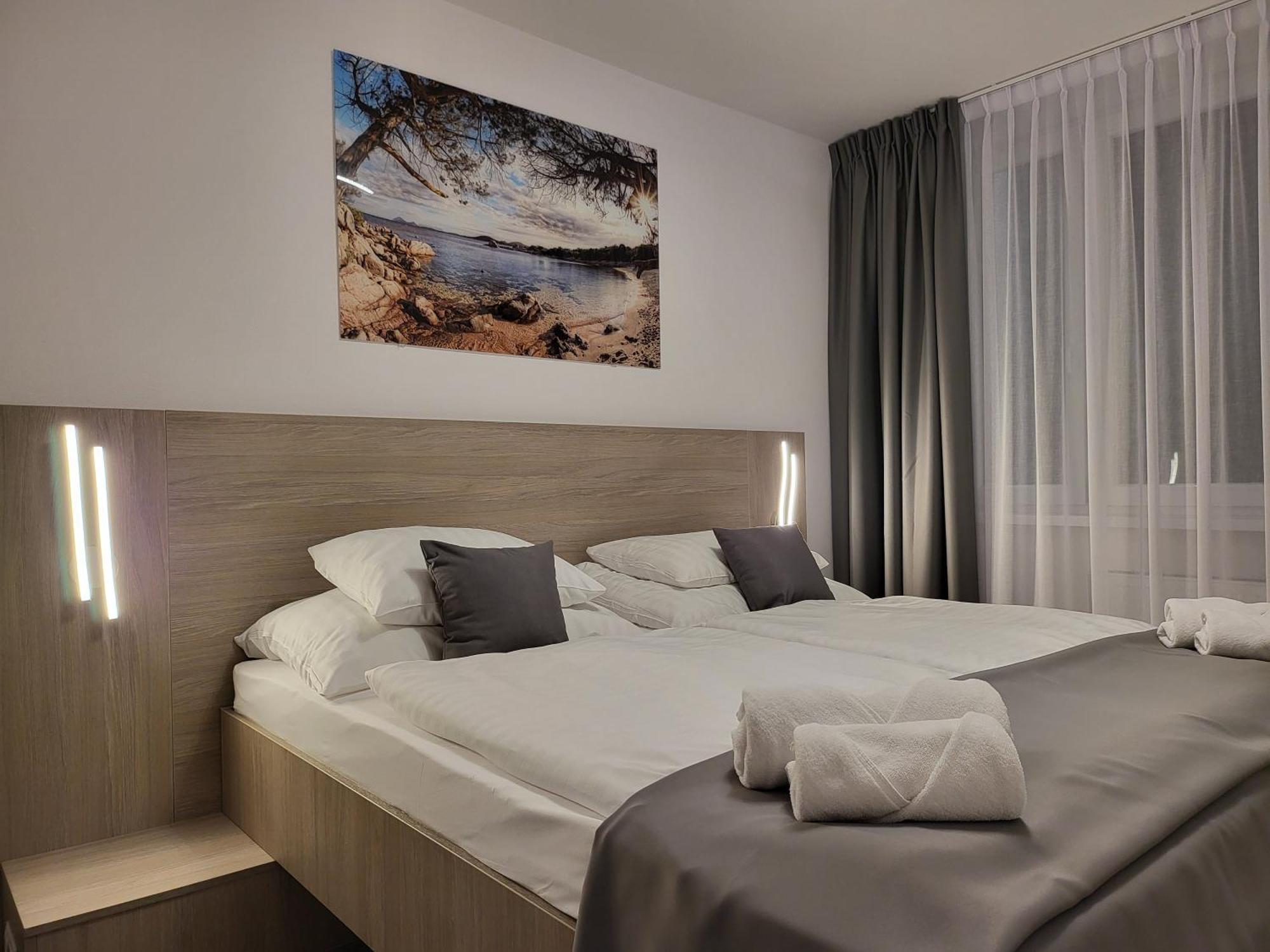 Hotel Crystal Kosice Exterior photo